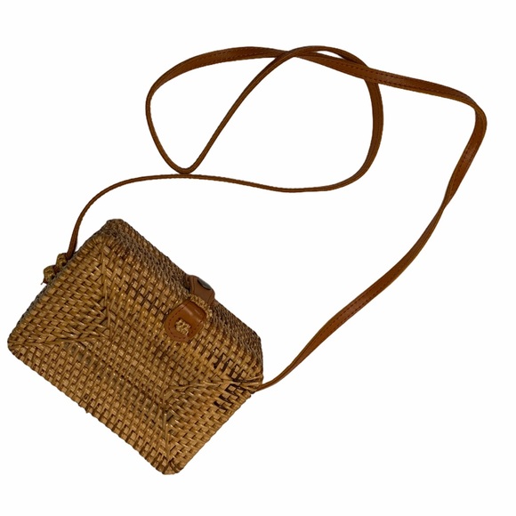 Rectangular Woven Wicker Boho Basket Bag / Purse - Picture 2 of 6